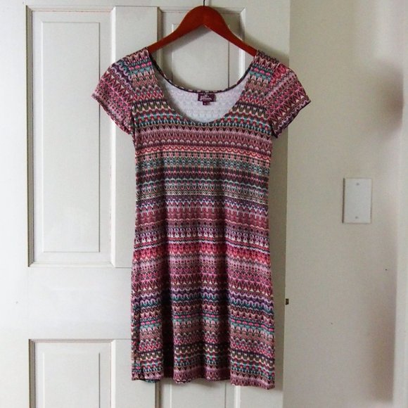 Salaam Dresses & Skirts - Salaam VT Co Abstract Design Dress / Tunic
